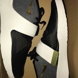 *Rare* Nike Ultra Xgames Prm Qs Super Bowl 50 size 10.5